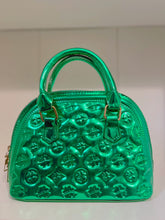 Load image into Gallery viewer, Metallic Trebol Handbag
